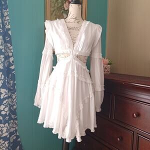 Peach Love Cut Out Statement Beach Sleeves Ruffles Mini White Chic Dress Size M